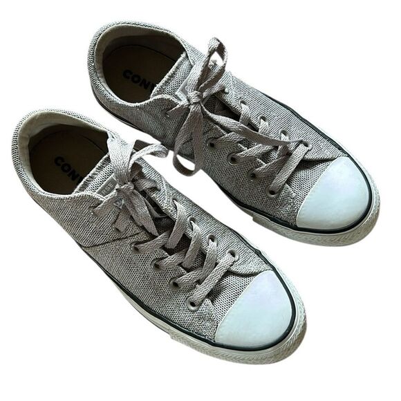 Converse Gray and White Chuck Taylor Sneakers Classic Style - Picture 1 of 10